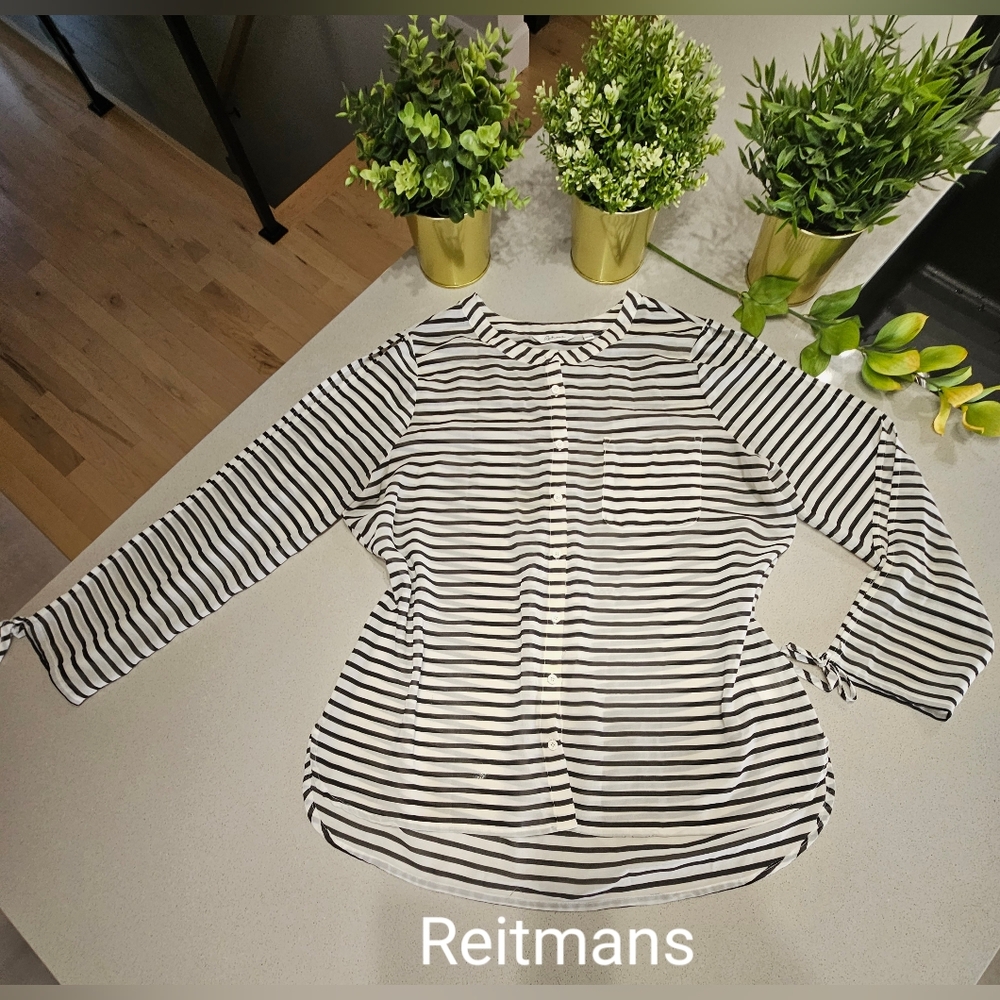 REITMANS Black and White Striped Women's Top